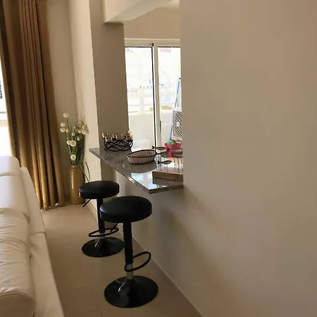 Cabanas 2 Bed 2 Bath First Floor With Communal Pool - Lucy Apartmán *